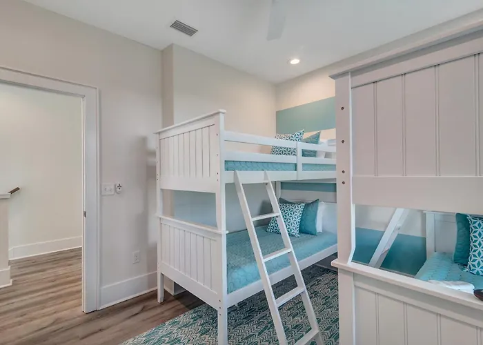 Holiday home Azure Horizon Beachfront Charm In Gulf Shores